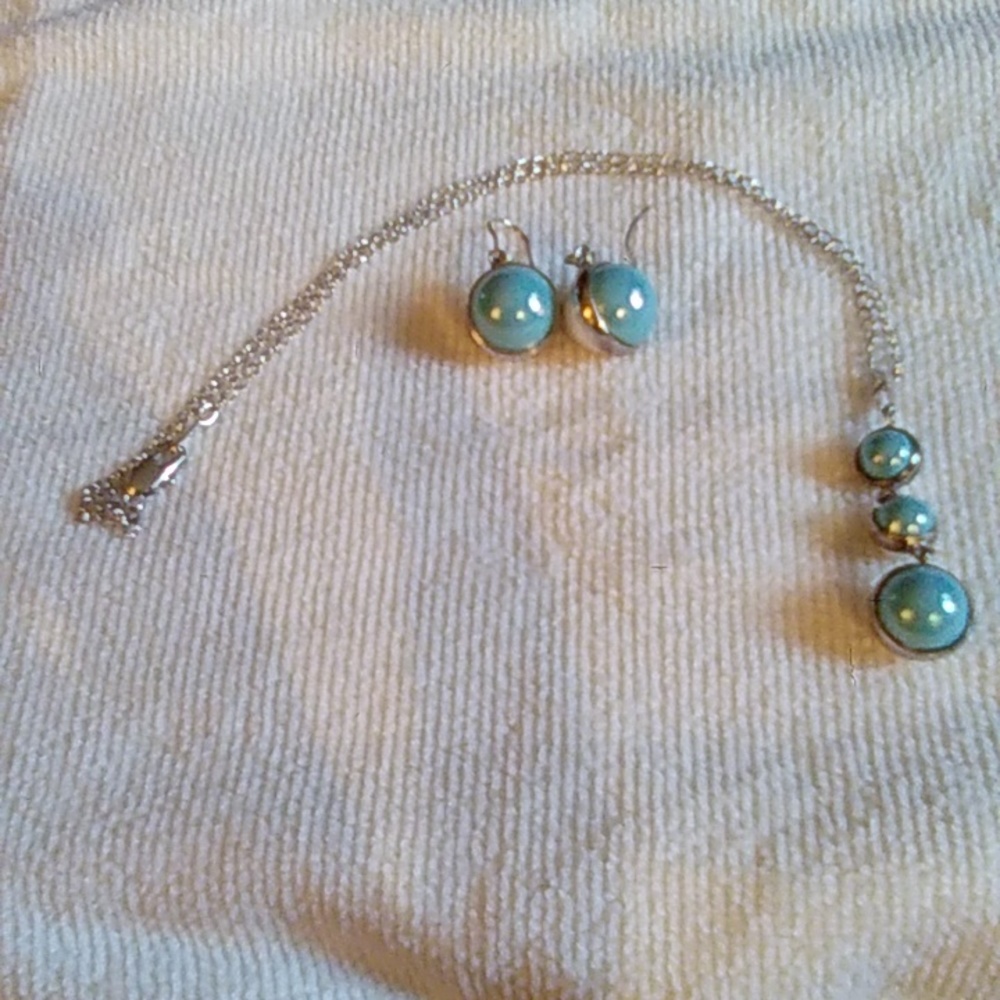 Ladies Faux Necklace and Earring